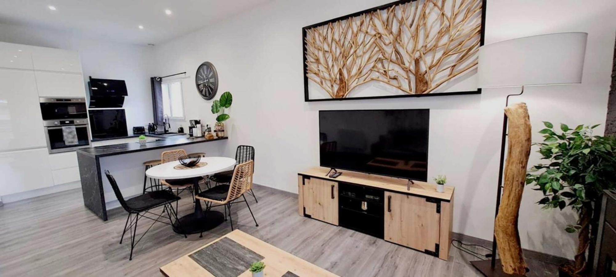 Black&White Home-By So'Serenityhome-Balcon-Parking Cluses Zewnętrze zdjęcie
